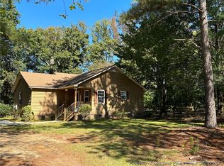 5885 Saint Patricks Dr, Fayetteville, NC 28306