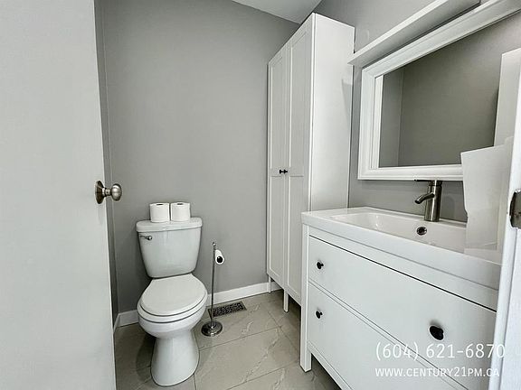 4th image of 22174 122nd Ave #1
