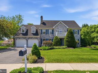 17 Sanderling Dr, Denver, PA 17517