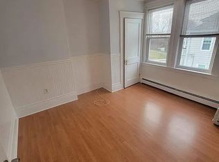 28-30 Leonard St #1, Woburn, MA 01801