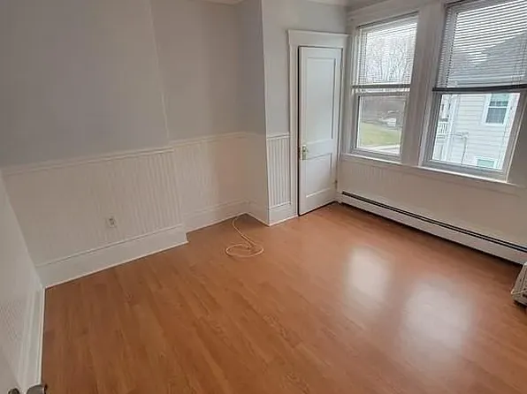 28-30 Leonard St #1, Woburn, MA 01801