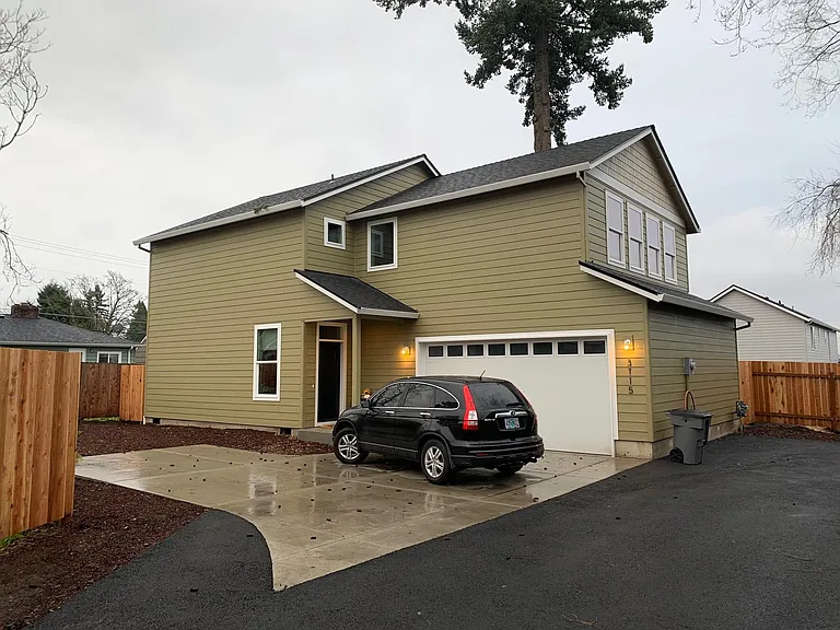 3115 Lewis Ave — Photo 1
