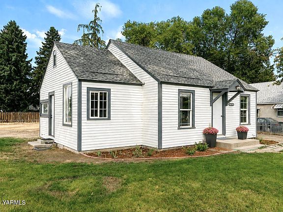 4th image of 609 W Prasch Ave