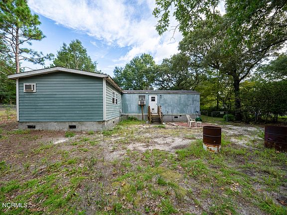 4th image of 812 Inlet Acres Drive