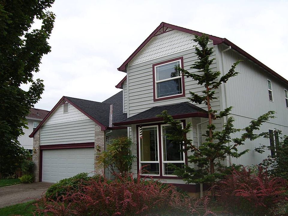 Lovely, well maintained, quiet cul-de-sac