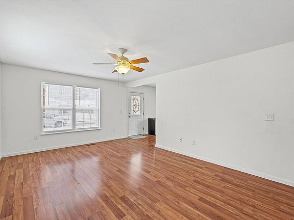 4th image of 114 N Cottage Grove Ave