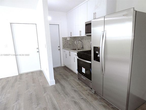 5th image of 7901 SW 64th Ave APT 12
