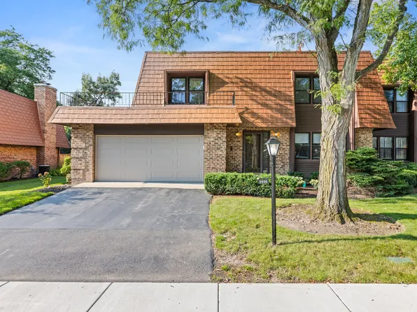 3936 Dundee Rd, Northbrook, IL 60062