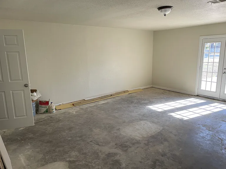5504 Manor Rd — Photo 32