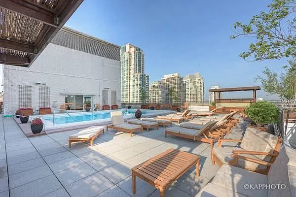777 N Michigan Ave #1704 — Photo 29