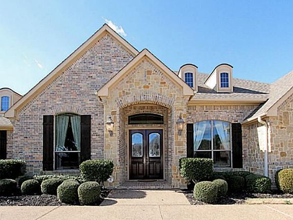 2nd image of 4005 Regency Park Ct
