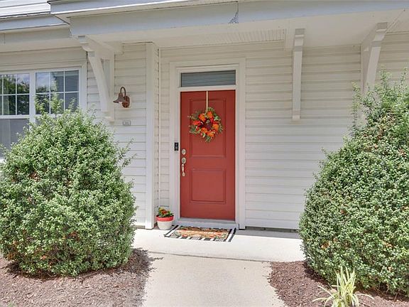 2nd image of 1523 Pucknall Dr
