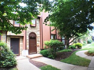 66 Schindler Sq, Hackettstown, NJ 07840