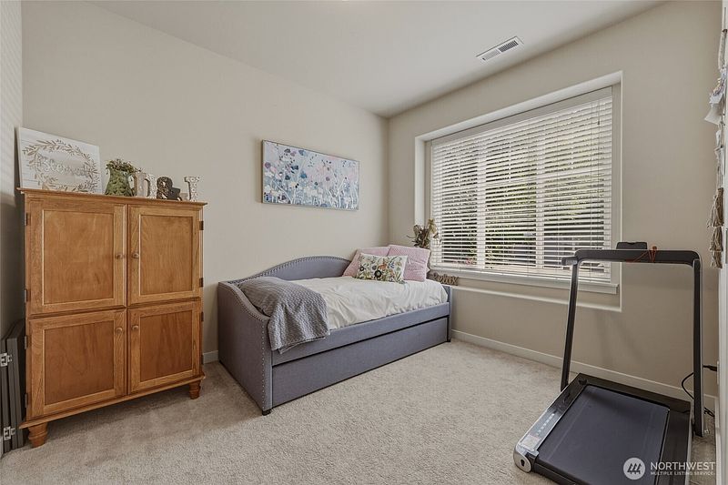 4th image of 5200 54th Avenue SE