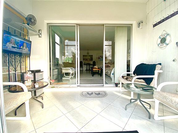 2nd image of 2970 NE 16th Avenue #111