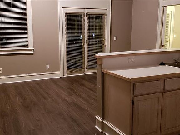 2nd image of 340 N Campbell Ave APT 10