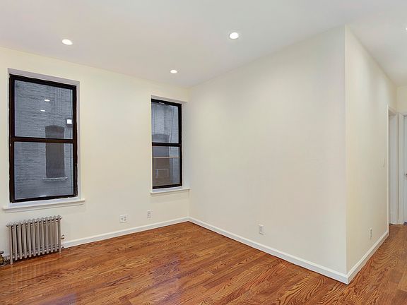 3rd image of 336 E 67th St APT 6