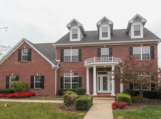 2662 S Parkview Dr, New Palestine, IN