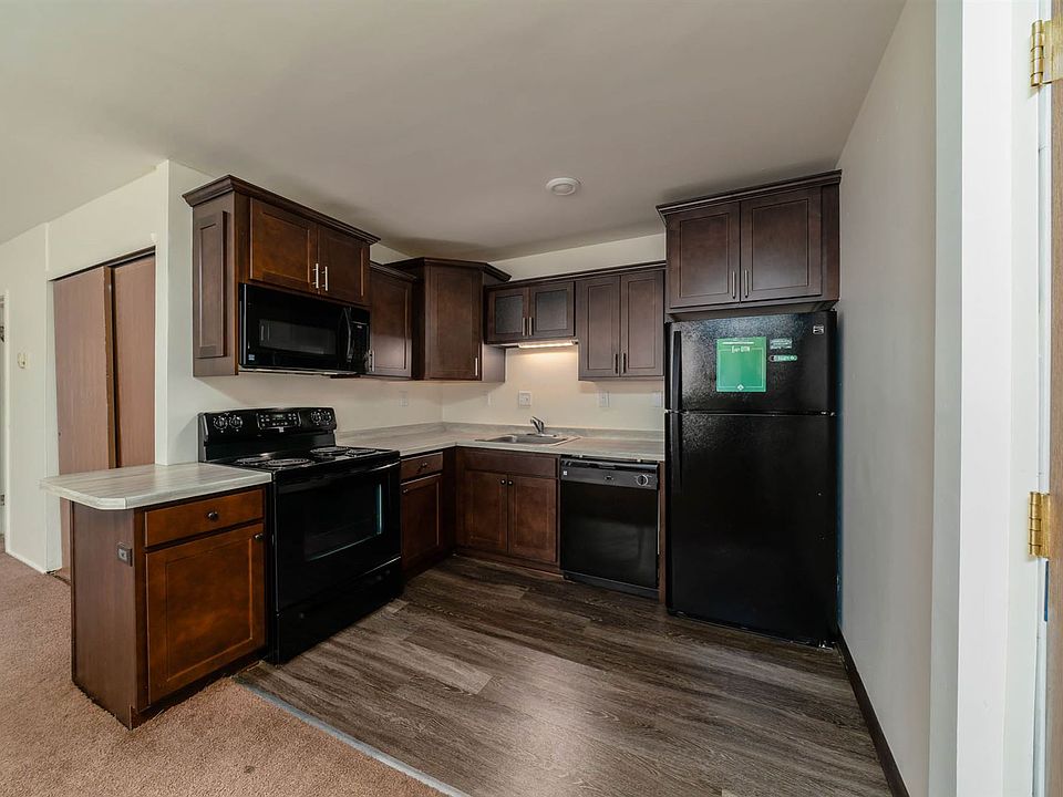 Albert Apartments - 551 Albert Ave East Lansing MI | Zillow