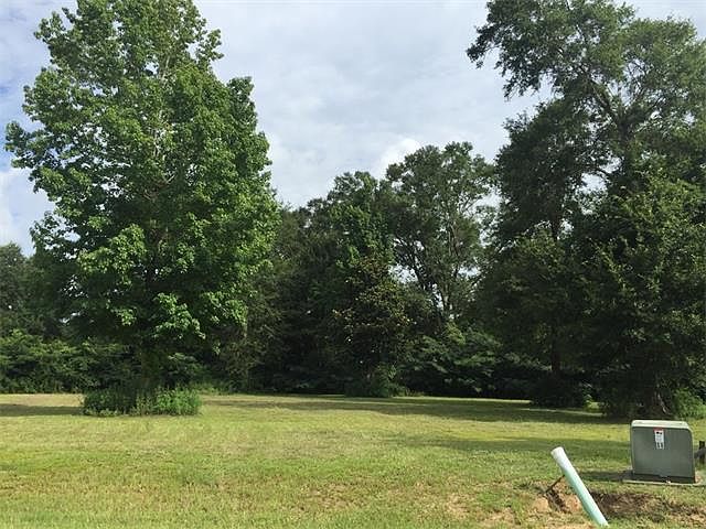 2nd image of 68041 Everard Dr
