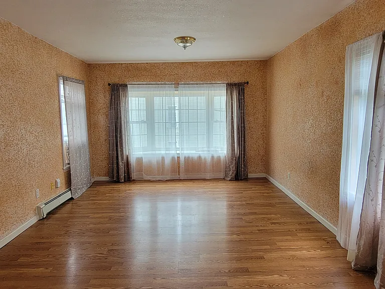 14 Myrtle St #2 — Photo 12
