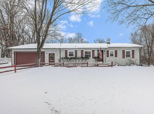 1215 Lookout St NW, Grand Rapids, MI 49504