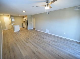 1150 E 51st St APT 2C, Kansas City, MO 64110