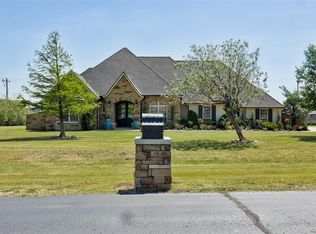 17312 Barrington Hills Ln, Edmond, OK 73012
