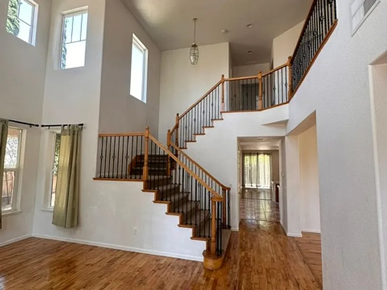 5663 Lolet Way — Photo 3