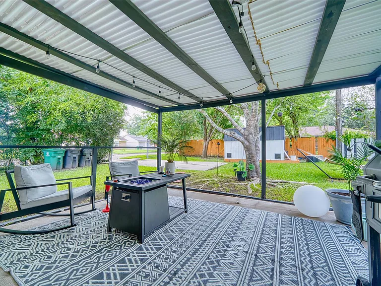 5911 Dawnridge Dr — Photo 35
