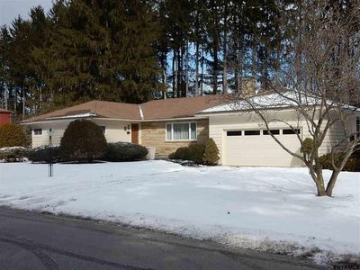 20 Bigwood Rd, Glenville, NY, 12302