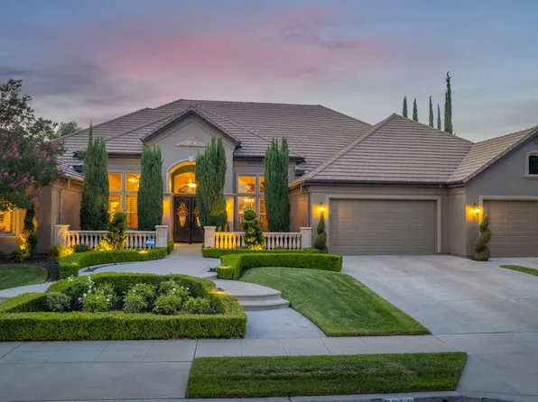 2016 E Sawgrass Ave, Fresno, CA 93730