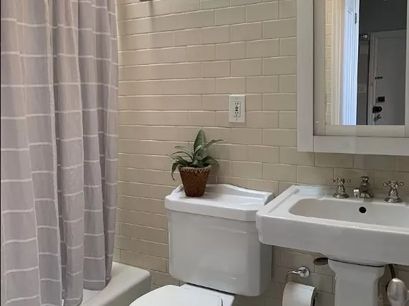 13 East 9th Street image 19 of 26