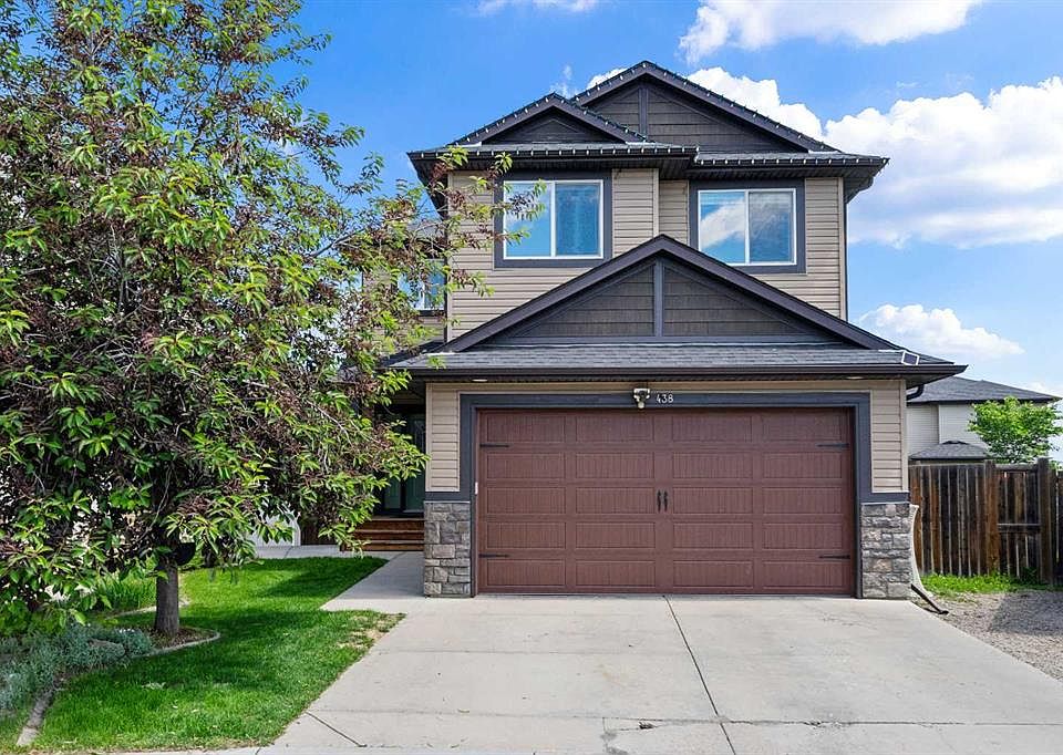 1st image of 438 Luxstone Grn SW