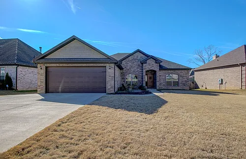 9649 Oak Forest Ln Photo 1