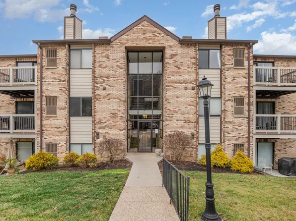 14 Woodland Hills Dr Suite 1, Newport, KY 41071