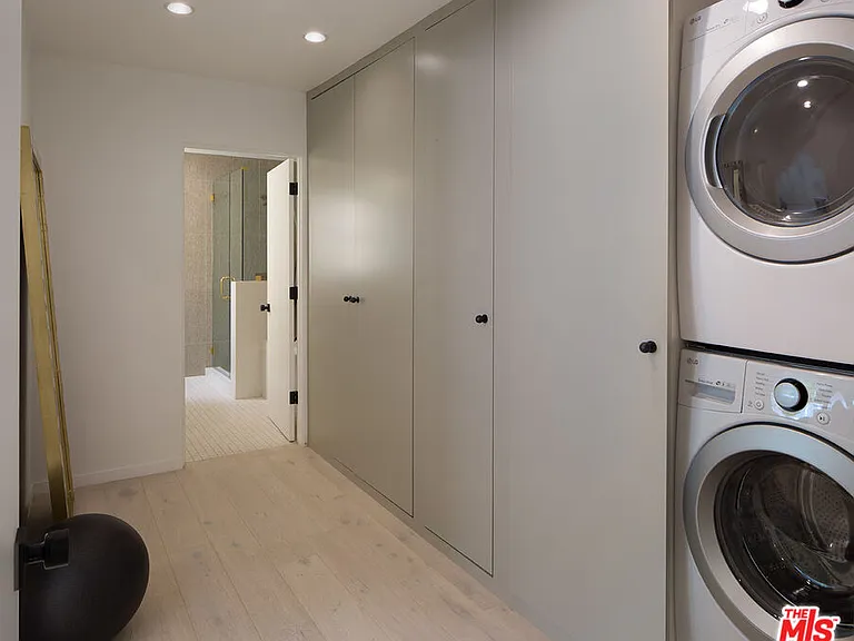 8917 Cynthia St #2 — Photo 19
