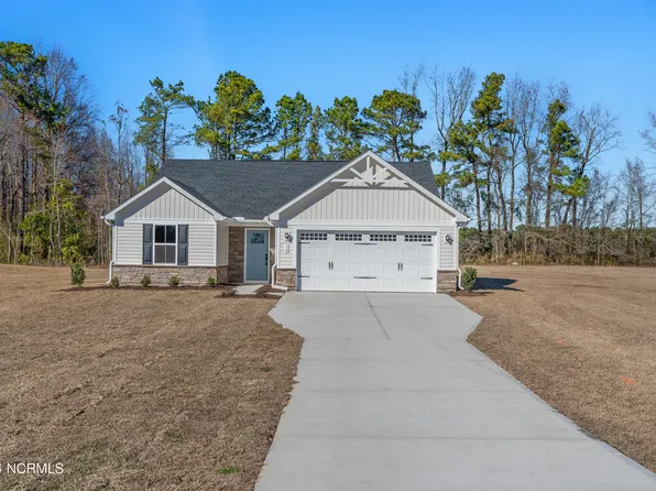 76 Deerfield Lane, Tabor City, NC 28463