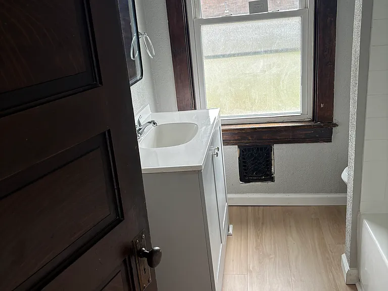 253 Ridge Ave — Photo 28