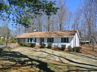 19479 Hickory Dr, Culpeper, VA 22701