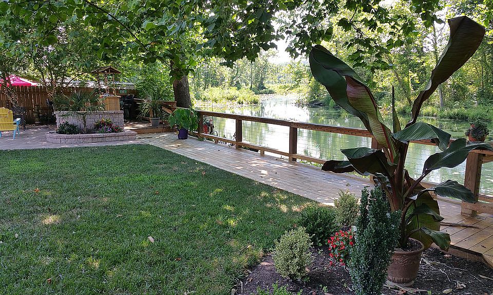 1st image of 2031 Dewey Dr