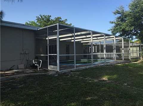 2nd image of 8532 Windsor Dr