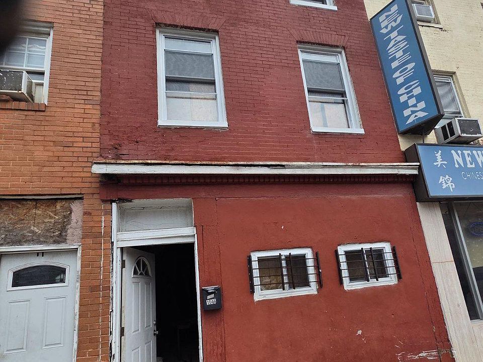 1st image of 1046 W Baltimore St