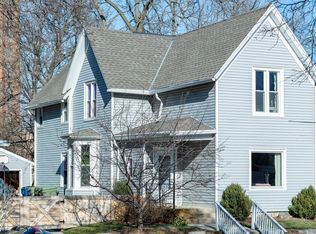 350 E Smith St, Milwaukee, WI 53207