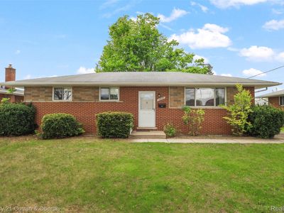 15435 Bainbridge St, Livonia, MI, 48154