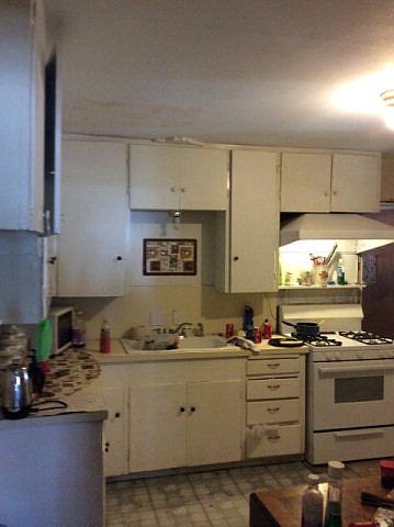 2nd image of 2413 W 10th St