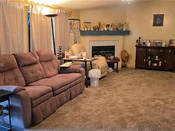 3rd image of 1627 Sunset Trl