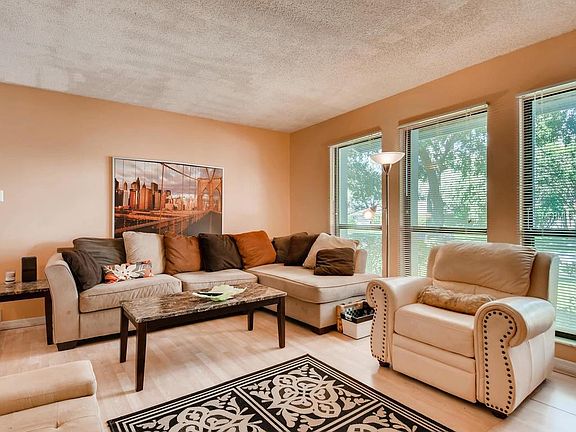 4th image of 8928 Esguerra Ln