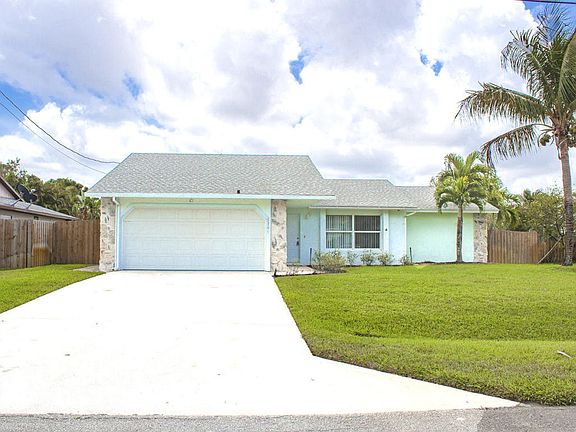 3rd image of 2361 SE Calcutta Cir