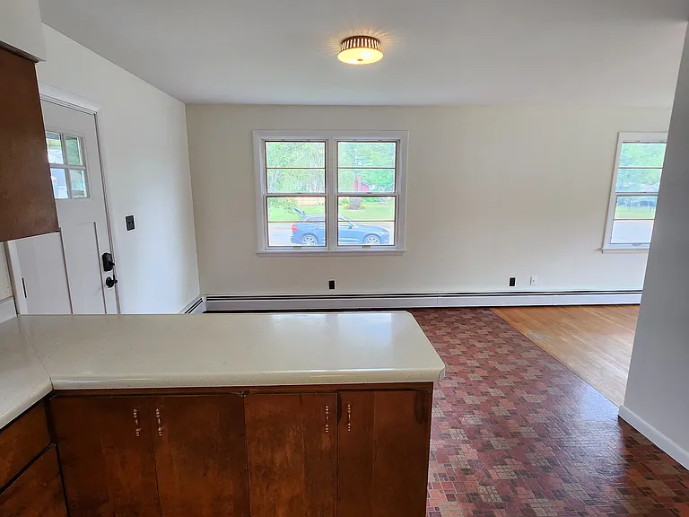 Kitchen with eat in area